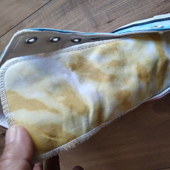 Converse White Canvas High-Tops - Picture 6 of 7